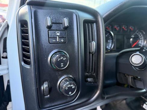Used 2019 Chevrolet Silverado 2500 W/T image 28