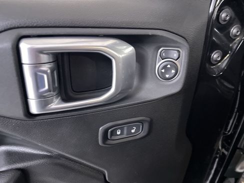 Used 2022 Jeep Wrangler Unlimited Sport AWD/4WD image 11