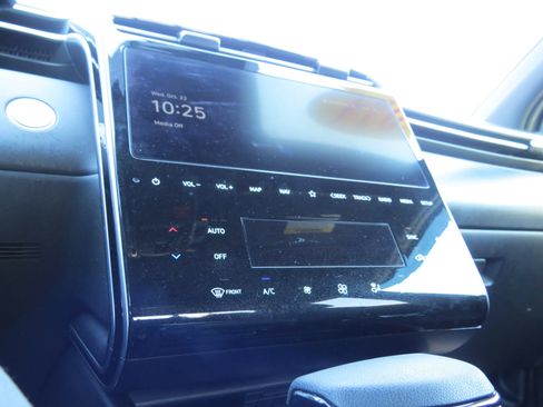 Used 2024 Hyundai Santa Cruz SEL w/ Activity Package image 23