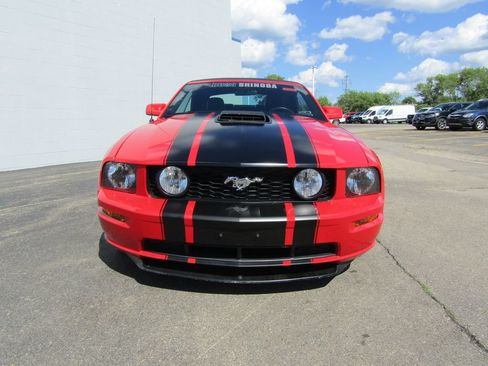 Used 2006 Ford Mustang GT RWD image 35
