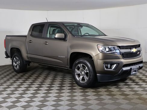Used 2017 Chevrolet Colorado Z71 RWD image 43