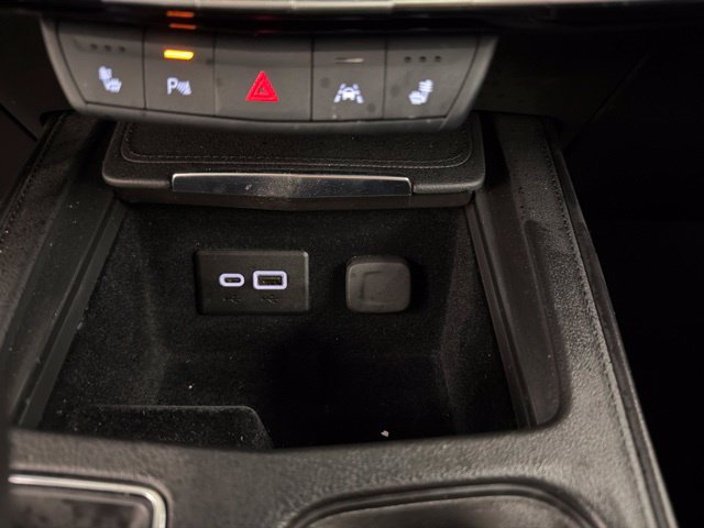 Used 2024 Cadillac XT4 Sport AWD/4WD image 21
