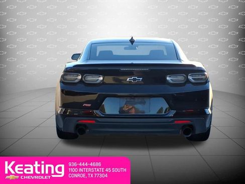 Used 2019 Chevrolet Camaro LT image 7