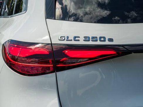 Certified 2025 Mercedes-Benz GLC 350e 4MATIC image 7