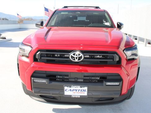 New 2026 Toyota 4Runner SR5 image 8