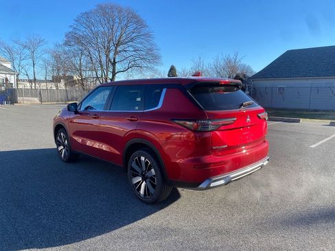 New 2026 Mitsubishi Outlander SE image 8