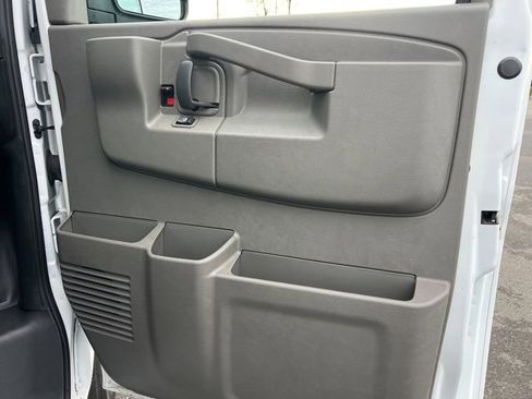 Used 2024 Chevrolet Express 2500 w/ Driver Convenience Package image 27