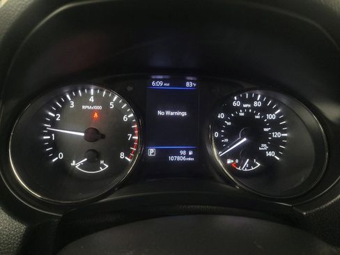 Used 2019 Nissan Rogue Sport SV w/ Technology Package AWD/4WD image 23