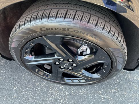 Certified 2024 Chevrolet Equinox EV RS image 13