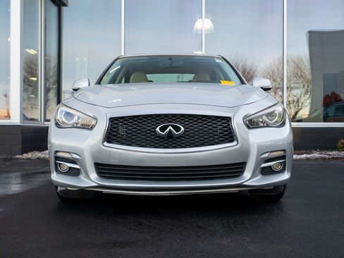 Used 2015 INFINITI Q50 Premium w/ Navigation Package image 2