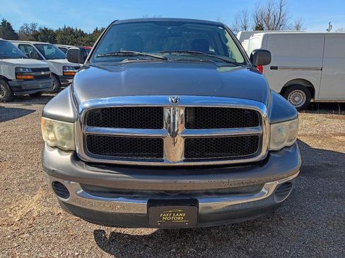 Used 2004 Dodge Ram 1500 Truck SLT image 2