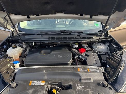 Used 2019 Ford Edge Titanium w/ Equipment Group 301A image 23