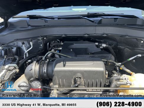 Used 2020 Ford Explorer XLT w/ Class III Trailer Tow Package AWD/4WD image 13