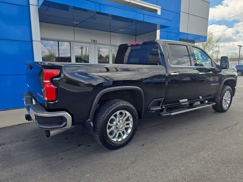 Certified 2025 Chevrolet Silverado 2500 LTZ w/ LTZ Premium Package AWD/4WD image 12
