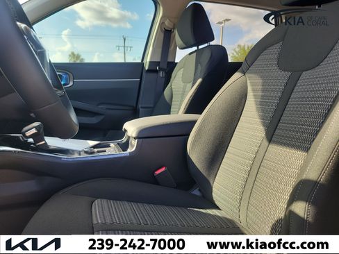 New 2026 Kia Sorento LX FWD image 25