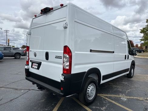 New 2025 RAM ProMaster 3500 w/ Power Group image 7