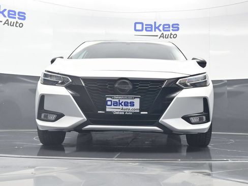 Used 2023 Nissan Sentra SR w/ Midnight Edition Package FWD image 37