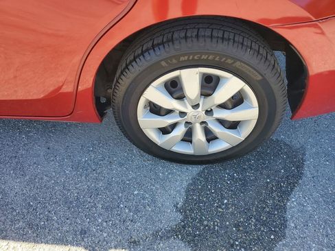 Used 2016 Toyota Corolla LE image 19