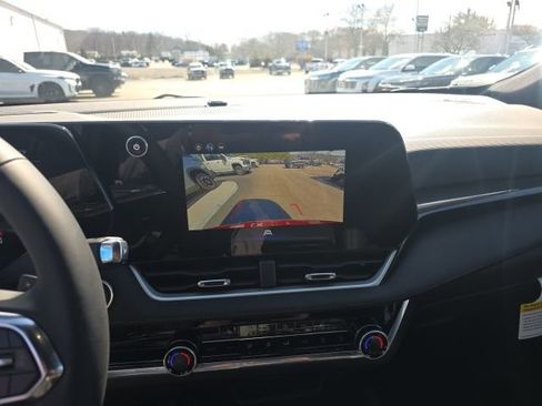 New 2026 Chevrolet Equinox LT image 21