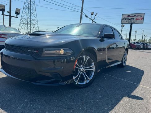 Used 2020 Dodge Charger R/T RWD image 2