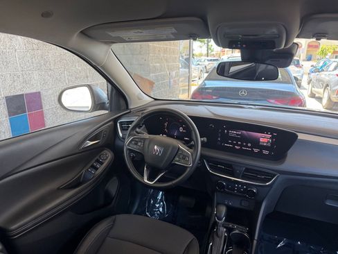 Used 2025 Buick Encore GX Preferred image 34
