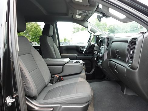 Used 2022 Chevrolet Silverado 2500 Custom w/ Custom Convenience Package AWD/4WD image 34