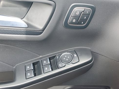 Used 2025 Ford Escape ST-Line Elite w/ Premium Technology Package image 22