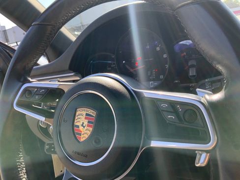 Used 2019 Porsche Macan AWD/4WD image 14