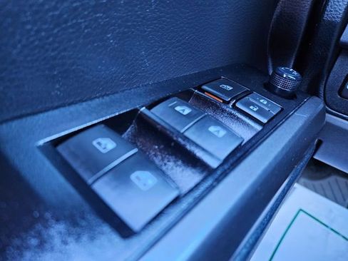 Used 2023 Toyota Tacoma TRD Off-Road w/ Technology Package image 26