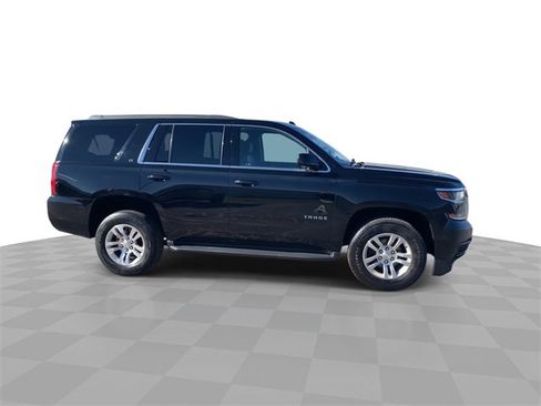 Used 2018 Chevrolet Tahoe LT image 9