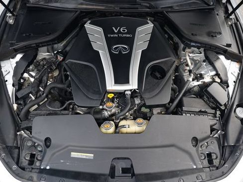 Used 2018 INFINITI Q60 Red Sport 400 w/ Pro Active Package RWD image 49