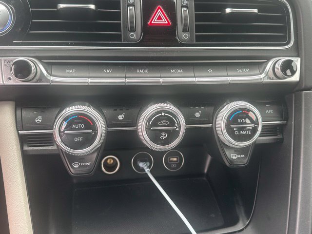 Used 2023 Genesis G70 2.0T AWD/4WD image 25