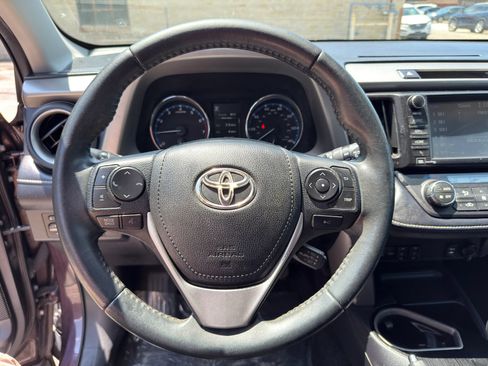 Used 2017 Toyota RAV4 Limited FWD image 11