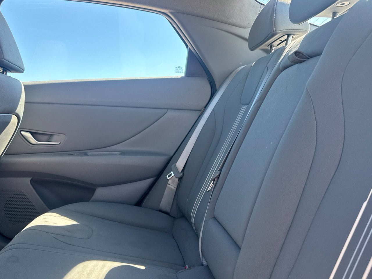 Used 2025 Hyundai Elantra SEL FWD image 37