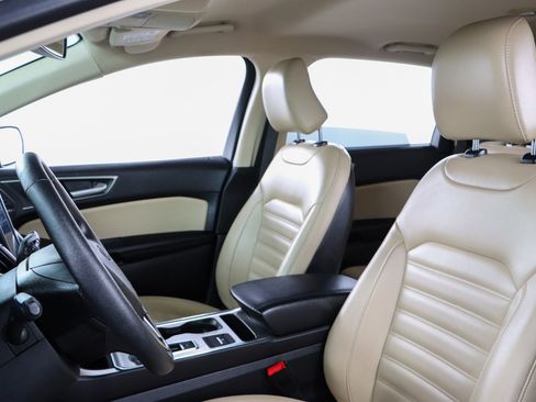 Used 2022 Ford Edge SEL w/ Convenience Package image 23