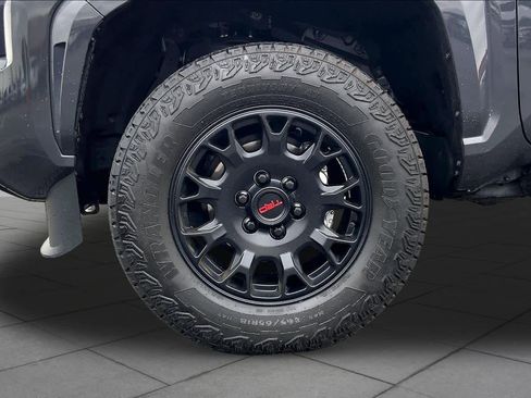 Used 2026 Toyota Tacoma SR5 AWD/4WD image 11