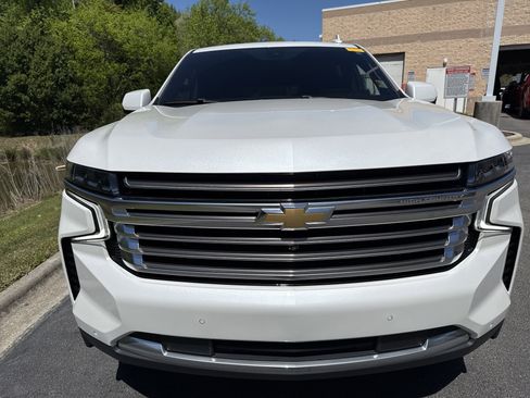Used 2022 Chevrolet Tahoe High Country image 3