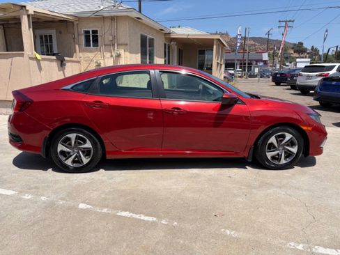 Used 2019 Honda Civic LX image 6
