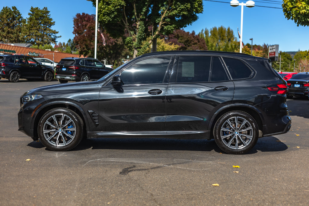 Used 2025 BMW X5 M60i AWD/4WD image 10