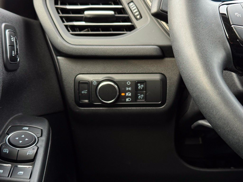 Used 2023 Ford Escape Active w/ Tech Pack #2 AWD/4WD image 33