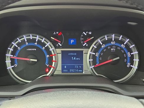 Used 2017 Toyota 4Runner TRD Off-Road Premium AWD/4WD image 20