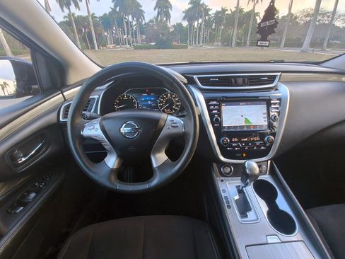 Used 2015 Nissan Murano SV image 15