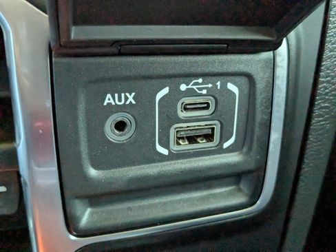 Used 2022 Jeep Gladiator Mojave image 23