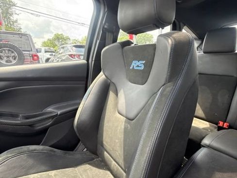 Used 2018 Ford Focus RS AWD/4WD image 22