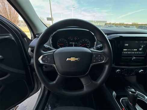 Used 2019 Chevrolet Traverse LS image 23