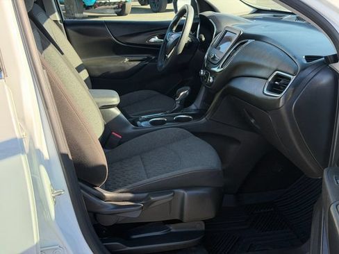 Used 2023 Chevrolet Equinox LT FWD image 20