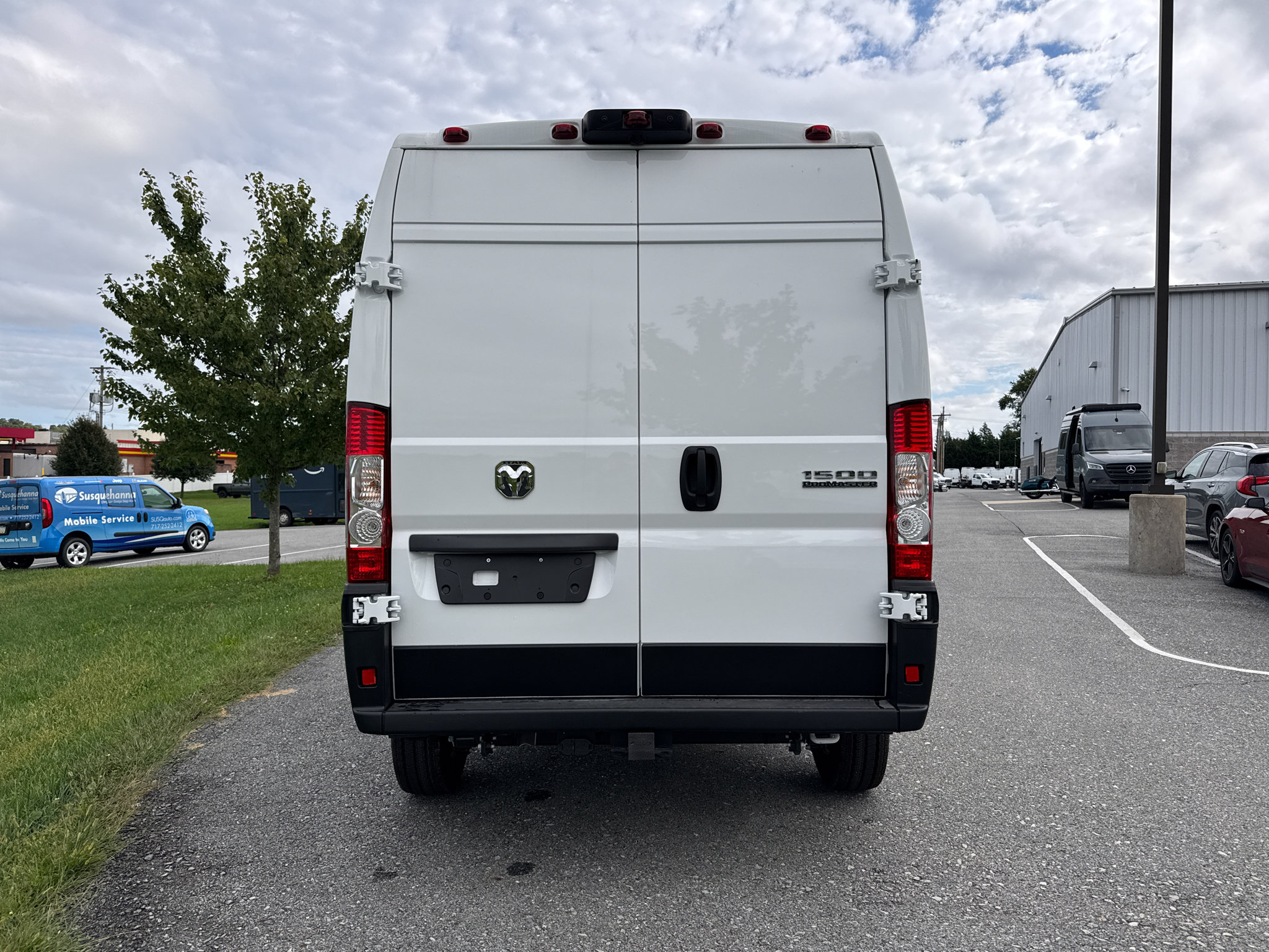 New 2026 RAM ProMaster 1500 w/ Convenience Group FWD image 11