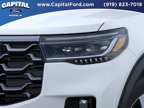 New 2026 Ford Explorer Platinum w/ LUX Leather Package AWD/4WD image 18