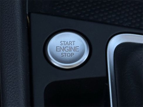 New 2026 Volkswagen Jetta SE image 19