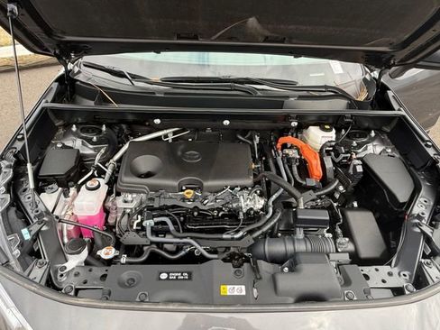 Used 2025 Toyota RAV4 LE image 14